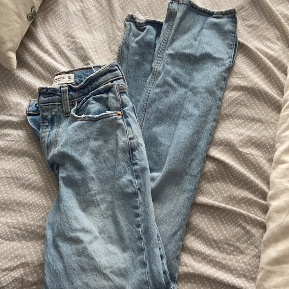 Abercrombie 90s straight high rise